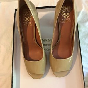 Vince Camuto pumps